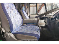 日野レンジャー平ボディ中型（4t）[写真10]