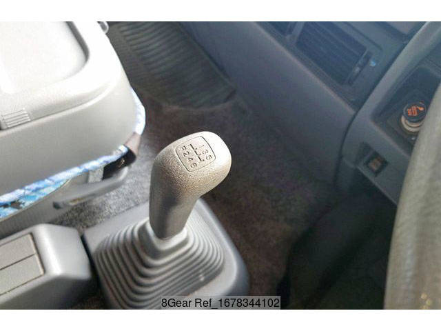 日野レンジャー平ボディ中型（4t）[写真12]