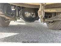 三菱ふそうキャンター平ボディ小型（2t・3t）[写真12]