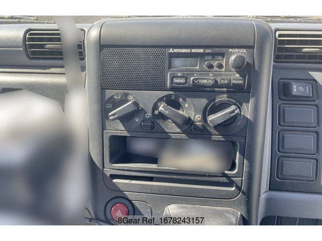 三菱ふそうキャンター平ボディ小型（2t・3t）[写真26]