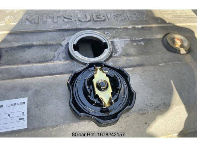 三菱ふそうキャンター平ボディ小型（2t・3t）[写真08]