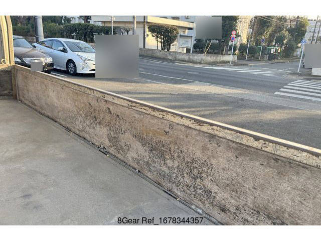 三菱ふそうキャンターガッツ平ボディ小型（2t・3t）[写真12]