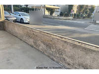 三菱ふそうキャンターガッツ平ボディ小型（2t・3t）[写真12]