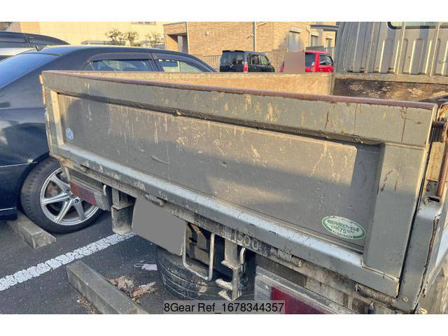 三菱ふそうキャンターガッツ平ボディ小型（2t・3t）[写真07]