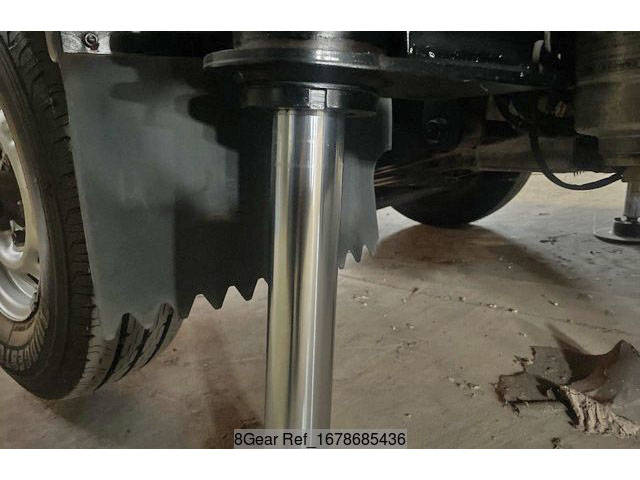 いすゞエルフ高所作業車小型（2t・3t）[写真11]