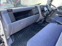 三菱ふそうキャンターアルミブロック小型（2t・3t）[写真30]