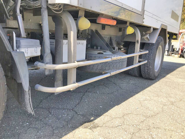 いすゞエルフ冷凍車（冷蔵車）小型（2t・3t）[写真21]