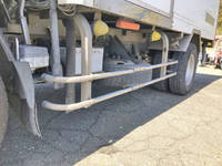 いすゞエルフ冷凍車（冷蔵車）小型（2t・3t）[写真21]