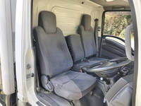 いすゞエルフ冷凍車（冷蔵車）小型（2t・3t）[写真33]