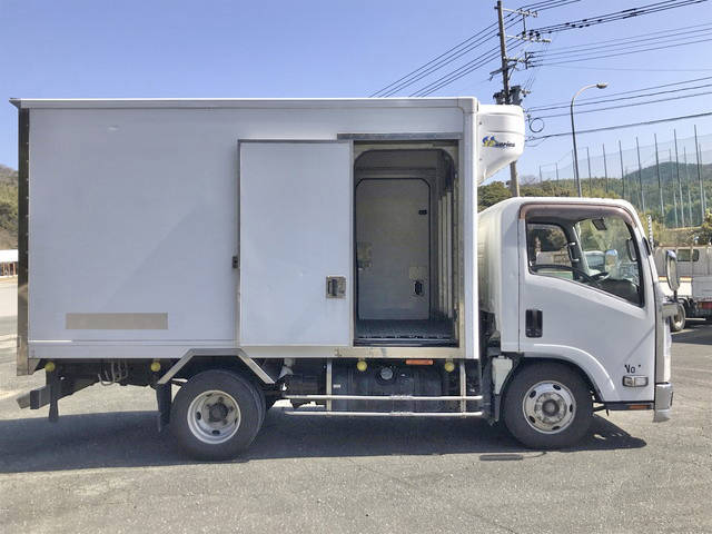 いすゞエルフ冷凍車（冷蔵車）小型（2t・3t）[写真08]