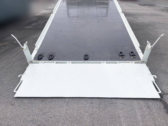 三菱ふそうキャンターセーフティローダー小型（2t・3t）[写真11]