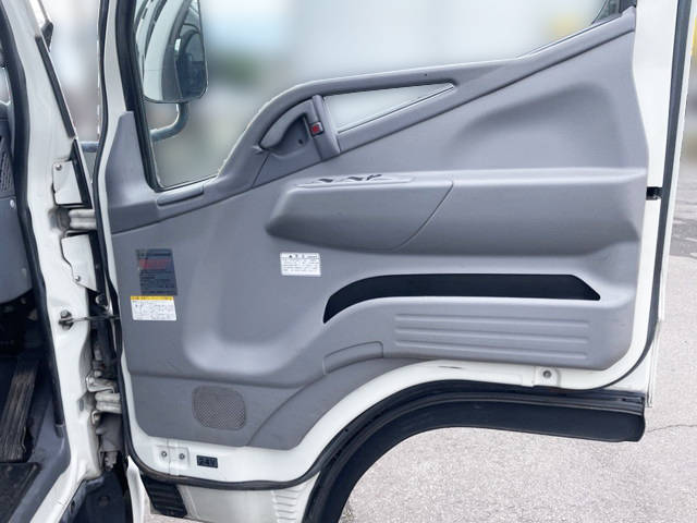 三菱ふそうキャンターセーフティローダー小型（2t・3t）[写真26]