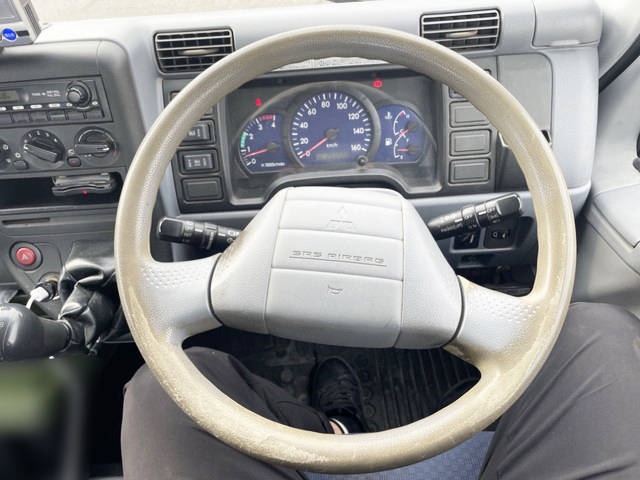 三菱ふそうキャンターセーフティローダー小型（2t・3t）[写真32]