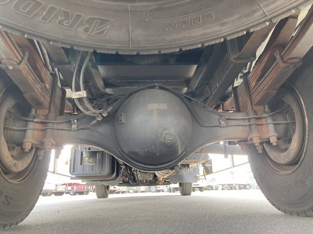 三菱ふそうファイター冷蔵冷凍ウイング中型（4t）[写真23]