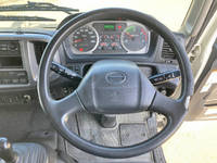 日野レンジャー冷凍車（冷蔵車）中型（4t）[写真35]