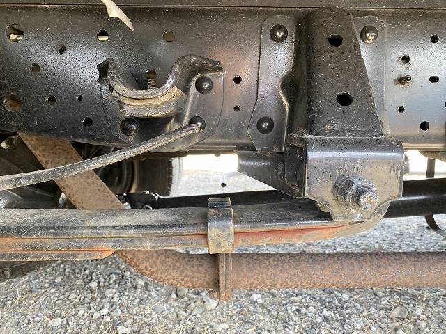 いすゞエルフパネルバン小型（2t・3t）[写真19]