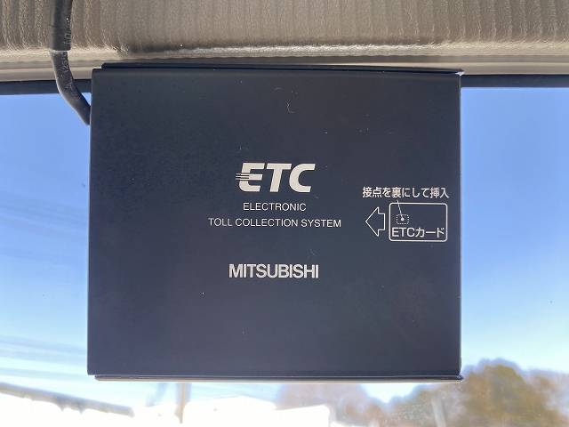 いすゞエルフパネルバン小型（2t・3t）[写真33]