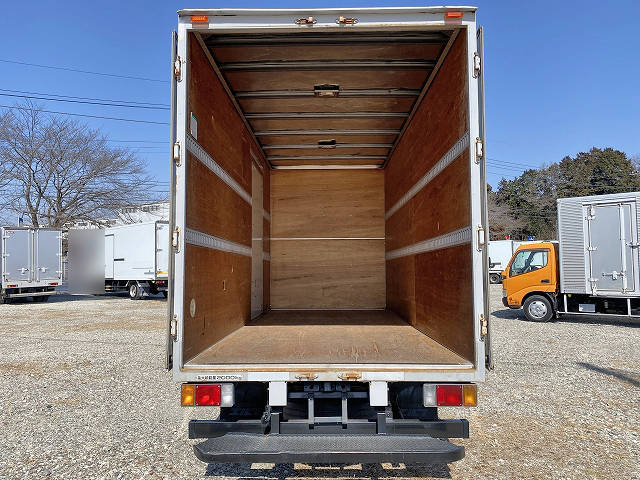 いすゞエルフパネルバン小型（2t・3t）[写真06]