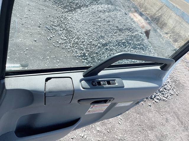 UDトラックスクオンアルミブロック大型（10t）[写真25]