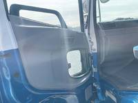 UDトラックスクオンアルミブロック大型（10t）[写真35]