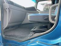 UDトラックスクオンアルミブロック大型（10t）[写真37]