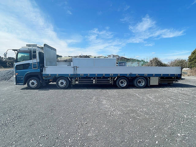 UDトラックスクオンアルミブロック大型（10t）[写真05]