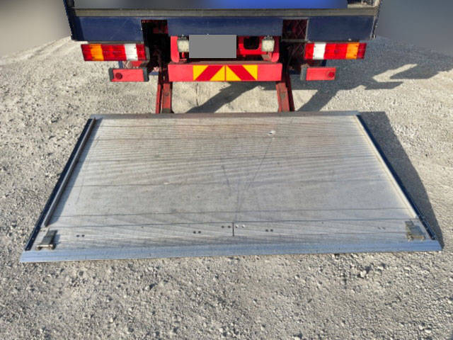 日野レンジャーアルミウイング中型（4t）[写真15]