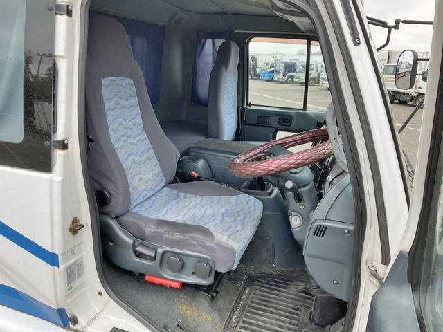 UDトラックスコンドルアルミウイング中型（4t）[写真34]