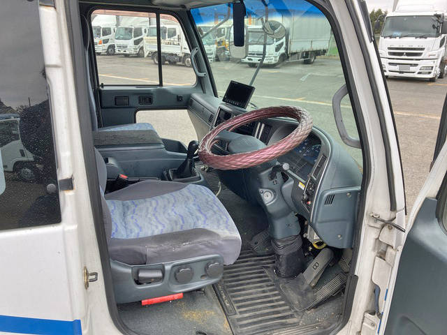 UDトラックスコンドルアルミウイング中型（4t）[写真35]