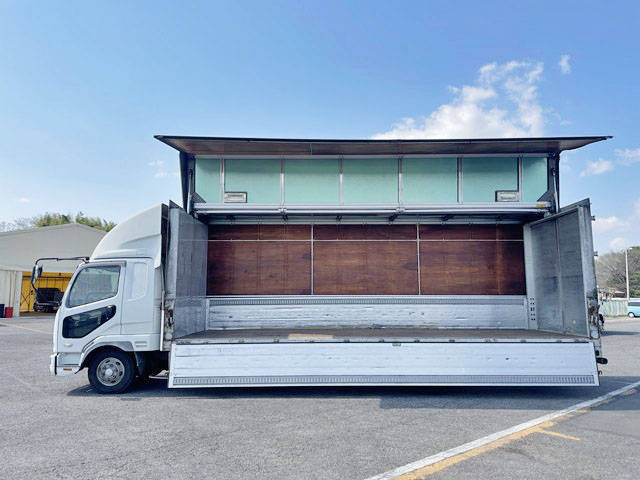 三菱ふそうファイターアルミウイング中型（4t）[写真06]