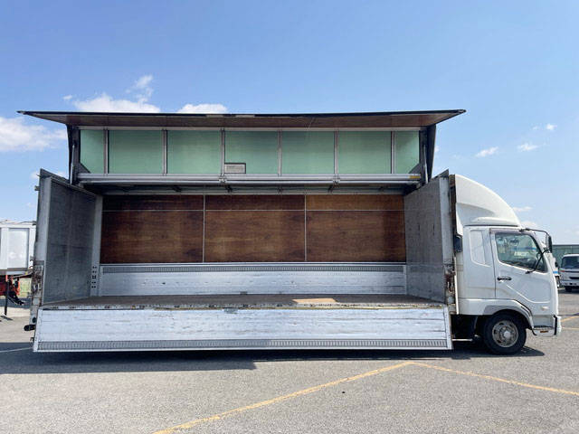 三菱ふそうファイターアルミウイング中型（4t）[写真08]