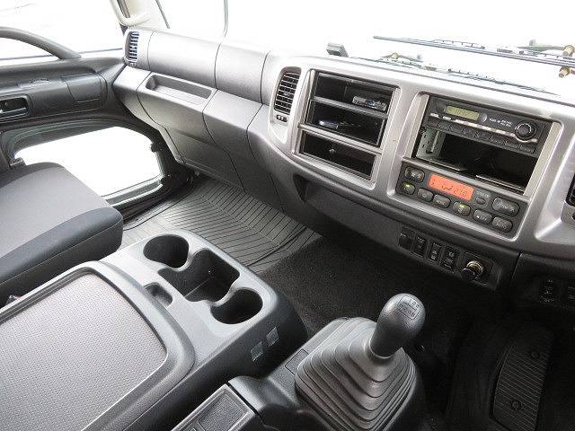 日野レンジャーアルミバン中型（4t）[写真14]