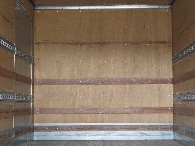 日野レンジャーアルミバン中型（4t）[写真18]