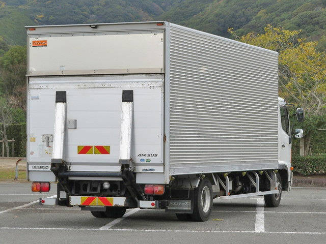 日野レンジャーアルミバン中型（4t）[写真02]