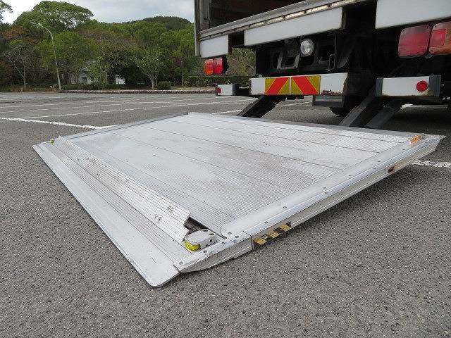 日野レンジャーアルミバン中型（4t）[写真26]