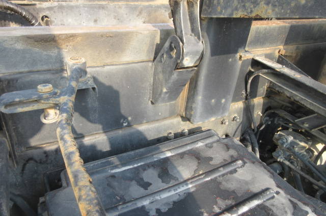 UDトラックスその他の車種ダンプ大型（10t）[写真14]