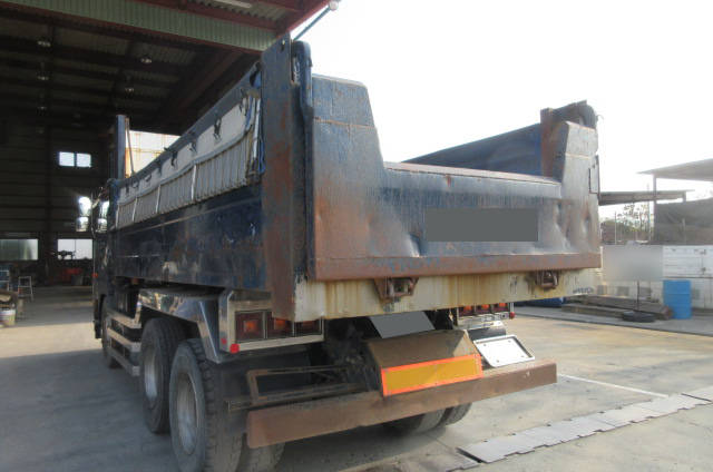 UDトラックスその他の車種ダンプ大型（10t）[写真04]