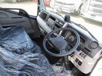 三菱ふそうキャンターダブルキャブ（Wキャブ）小型（2t・3t）[写真05]