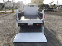 三菱ふそうキャンター平ボディ小型（2t・3t）[写真10]