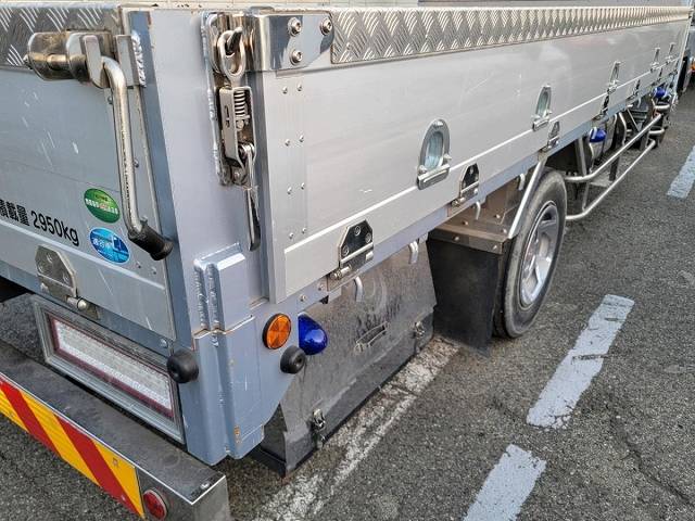 三菱ふそうキャンタークレーン5段小型（2t・3t）[写真23]