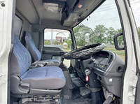 いすゞフォワードセルフクレーン4段増トン（6t・8t）[写真07]