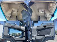 三菱ふそうスーパーグレートアルミウイング大型（10t）[写真26]