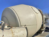 UDトラックスクオンミキサー車（コンクリートミキサー）大型（10t）[写真10]