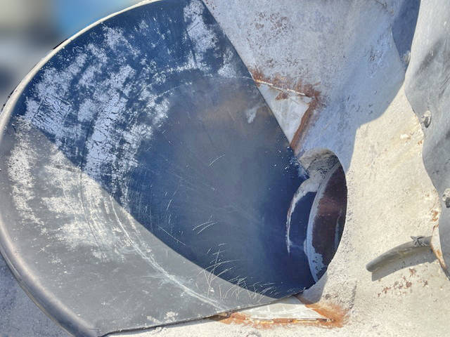 UDトラックスクオンミキサー車（コンクリートミキサー）大型（10t）[写真14]