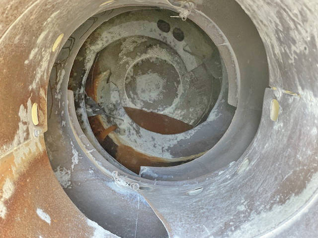 UDトラックスクオンミキサー車（コンクリートミキサー）大型（10t）[写真15]