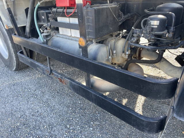 UDトラックスクオンミキサー車（コンクリートミキサー）大型（10t）[写真21]