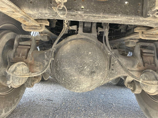 UDトラックスクオンミキサー車（コンクリートミキサー）大型（10t）[写真26]