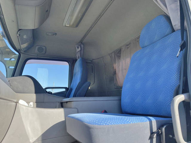 UDトラックスクオンミキサー車（コンクリートミキサー）大型（10t）[写真33]