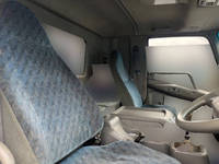 三菱ふそうファイター平ボディ増トン（6t・8t）[写真21]