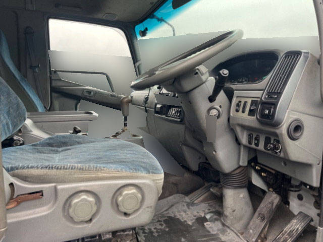 三菱ふそうファイター平ボディ増トン（6t・8t）[写真22]